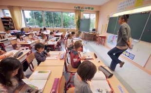 La loi sur le droit d'accueil en cas de grève en primaire, qui connaîtra jeudi son premier grand test national avec la mobilisation annoncée des enseignants, montre plusieurs limites et de nombreuses communes l'estiment inapplicable.
