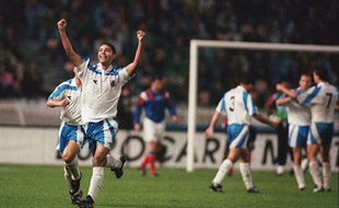 L'Israélien Harazi a inscrit le premier des trois buts de son équipe face à la France (2-3), le 13 octobre 1993.