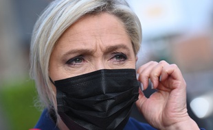 Marine Le Pen, à Hénin-Beaumont le 11 novembre 2020.