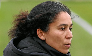L'entraîneur Soraya Belkadi.