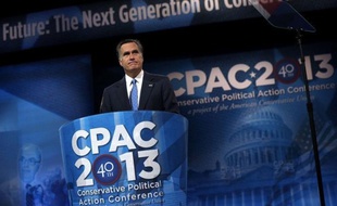 Le perdant de la présidentielle américaine de novembre, le républicain Mitt Romney, a fait un tour d'honneur lors d'un grand rassemblement conservateur vendredi, près de Washington, après avoir quasiment disparu de la circulation ces cinq derniers mois.