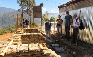 L'ONG CARE mène plusieurs programmes depuis les séismes de 2015.