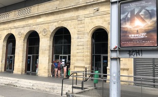 L'obligation de présenter un pass sanitaire a rebuté les clients à l'entrée du Mégarama de la rive droite bordelaise, ce mercredi.