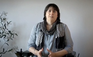 Pascaline Wittkowski souffre de dystrophie musculaire. Dans une vidéo postée sur Youtube, elle invite pourtant les gens à ne plus donner au Téléthon.