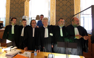 Les avocats de la défense de Daniel Legrand jeudi devant la cour d'assises des mineurs d'Ille-et-Vilaine.