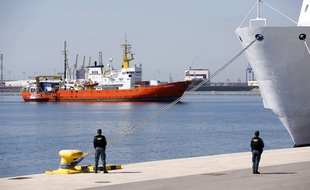 Le navire Aquarius dans le port de Valence, en Espagne.