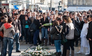 Un hommage a été rendu à la jeune femme décédée dans un choc avec le tramway à Bordeaux