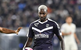 Younousse Sankharé continue de s'entraîner de son côté.