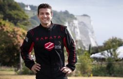 Franky Zapata tente la traversée de la Manche avec son nouvel AirScooter
