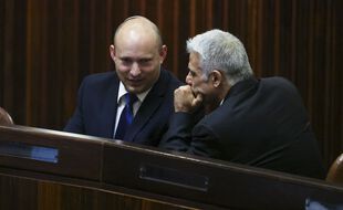 Naftali Bennett et Yaïr Lapid pourraient se partager le poste de premier ministre les quatre prochaines années.