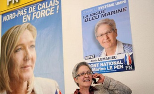 La déléguée régionale du syndicat Force Ouvrière Annie Lemahieu, candidate Front national aux élections cantonales dans le Nord, le 9 mars 2011 à Lille.