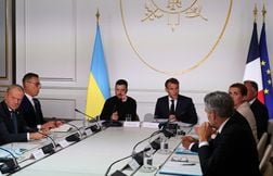 La France et 25 pays alliés s’engagent à aller défendre la paix en Ukraine