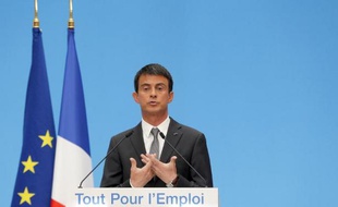Le Premier ministre français Manuel Valls à Paris le 9 juin 2015