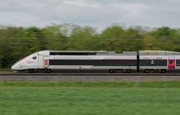 Un couple se fait voler 350.000 euros de bijoux dans un TGV entre Aix et Pa…
