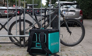 Illustration d'un vélo de livraison Deliveroo, ici à Bruxelles.