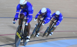 Grégory Baugé et l'équipe de France de vitesse par équipes le 11 août 2016 à Rio.