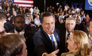 Mitt Romney à Boston avec ses sympathisants, après le Super Tuesday du 6 mars
