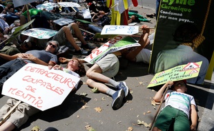 Les associations de malades de Lyme avaient manifesté en juillet 2018 devant le Ministère de la Sante et de la Solidarité.