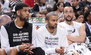 Tony Parker estime qu'il y a 50% de chances de voir le Big Three reconstitué dans le Texas la saison prochaine.