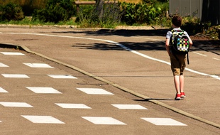Le retour à l'école d'un pas décidé, ce n'est pas pour tout de suite