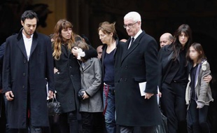 La famille de Kate Barry à ses funérailles