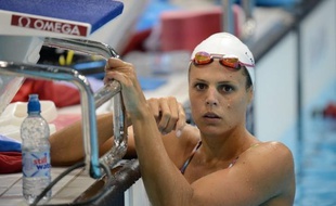 Laure Manaudou, la plus grande nageuse française à ce jour, devenue à 17 ans la première championne olympique tricolore, trois fois championne du monde, va "sans doute arrêter" sa carrière "après les Championnats d'Europe" en petit bassin, en novembre, a-t-elle déclaré vendredi, citée par le quotidien Le Courrier Picard (nord).