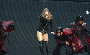 La chanteuse Taylor Swift en concert au stade de Wembley à Londres le 22 juin 2018