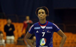 Allison Pineau face à la Pologne, le 18 décembre 2013