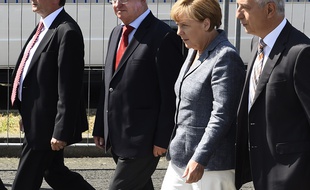 Ce mercredi, la chancelière Angela Merkel est en visite dans un centre de réfugiés, à Heidenau (Saxe, est).
