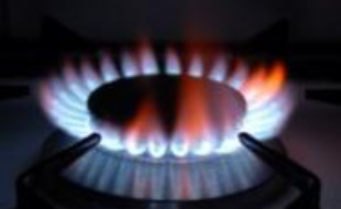 Les tarifs du gaz devraient augmenter en moyenne de 3,5% au 1er janvier, selon le site internet du Parisien, selon lequel le gouvernement accordera ce montant à Gaz de France qui avait demandé une hausse d'environ 6%.