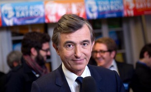 "Mon engagement politique, ma famille de pensée c'est le centre droit, avec ses valeurs humanistes et européennes (...) J'y resterai fidèle", souligne le secrétaire général adjoint des Nations unies et président d'Unitaid.