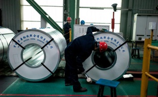 Une aciérie à Tangshan, dans la province de Hebei, le 12 mai 2016