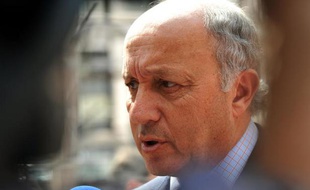 Le ministre des Affaires étrangères Laurent Fabius à Bruxelles le 21 août 2013