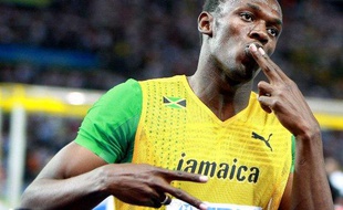 Le sprinter jamaïcain Usain Bolt, le 20 août 2009 à l'arrivée du 200m des championnats du monde de Berlin.