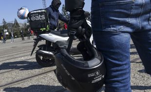 Des livreurs Uber Eats à Nantes, en mars 2021 (illustration).