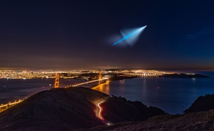 Un ovni ? Non, un tir de missile balistique au-dessus de San Francisco.