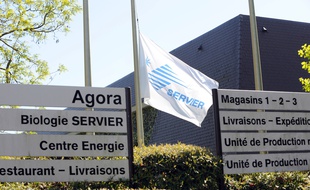 Le siège des laboratoires Servier à Gily (Loiret).