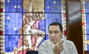Le Premier ministre roumain Victor Ponta, le 7 mai 2015 à Bucarest, en Roumanie.