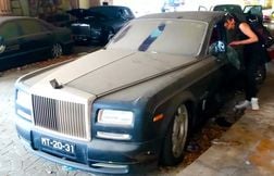 C’est quoi cette histoire de Rolls-Royce Phantom du palace abandonné de Mac…