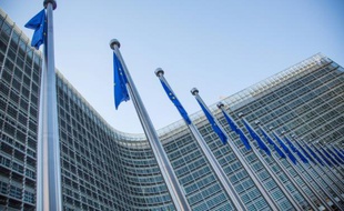 La Commission européenne a demandé jeudi aux Etats-membres de conduire "les enquêtes nécessaires au niveau national" après les révélations sur la tricherie de Volkswagen aux tests anti-pollution