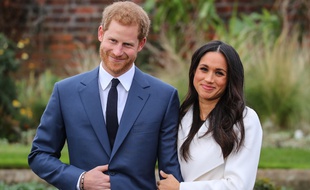 https://img.20mn.fr/jpU5O9GDT1OwG1UOaOV-UA/310x190_prince-harry-meghan-markle-lors-premiere-apparition-devant-presse-apres-annonce-fiancailles