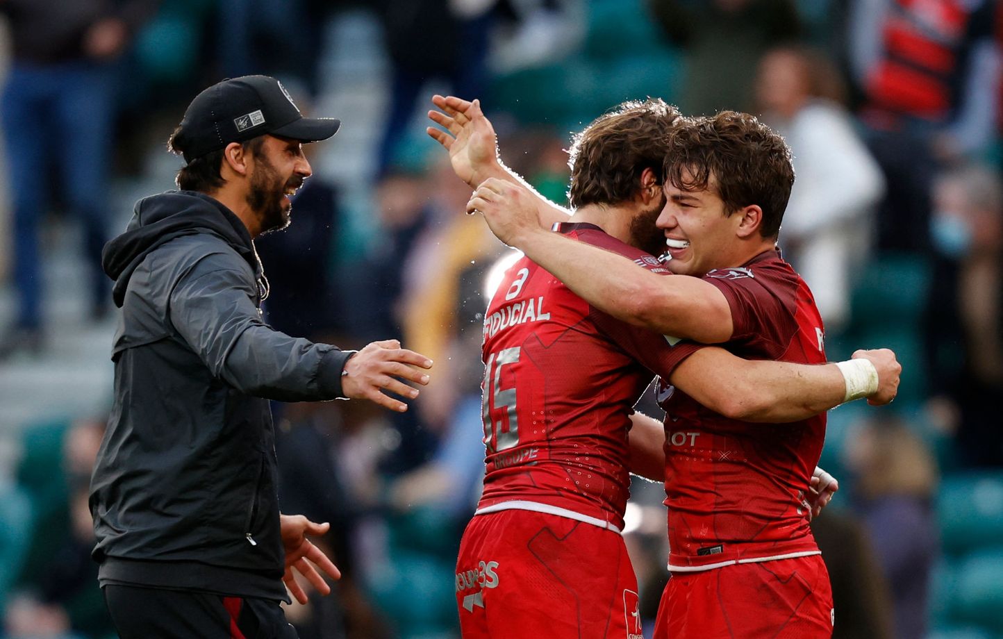 La joie de Clément Poitrenaud, Maxime Médard et Antoine Dupont après la victoire du Stade Toulousain en finale de la Coupe d'Europe de rugby contre La Rochelle, le 22 mai 2021 à Twickenham