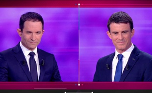 Benoît Hamon et Manuel Valls lors du dernier débat de la primaire à gauche.
