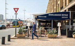 Les Marseillais ne comprennent pas les fermetures de bars et restaurants et y voient une nouvelle querelle entre Paris et Marseille.