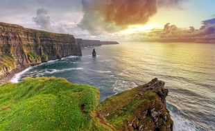 Les fameuses falaises de Moher offrent un spectacle enchanteur, de ceux qui restent à jamais gravés dans la mémoire.