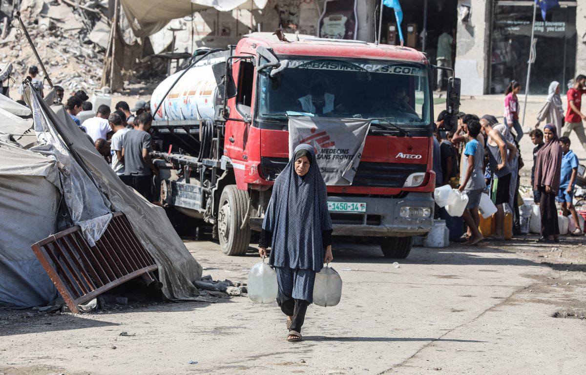 Gaza : Un camion de vivres se retourne sur la foule, 20 personnes tuées