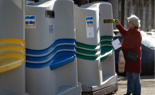 En Paca, 33,5 kg de déchets sont recyclés par an, contre 44,5 kg au plan national.