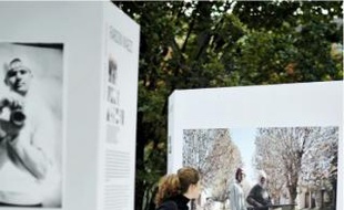 On peut s'amuserà chercher des similitudes entre les oeuvres d'artistes d'un même pays.