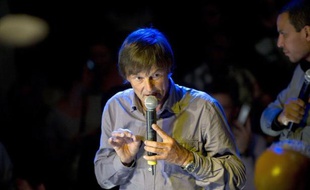 L'écologiste Nicolas Hulot a estimé mardi que la conférence environnementale, vendredi et samedi, doit servir de "piqûre de rappel" sur les enjeux liés à la préservation de la planète.