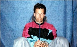 Soupçonné d'avoir commandité et participé à l'assassinat du journaliste américain Daniel Pearl en janvier 2002, Cheikh Mohammed évoque d'une manière extrêmement confuse le journaliste du Wall Street Journal qu'il qualifie "d'agent du Mossad", les services secrets israéliens.